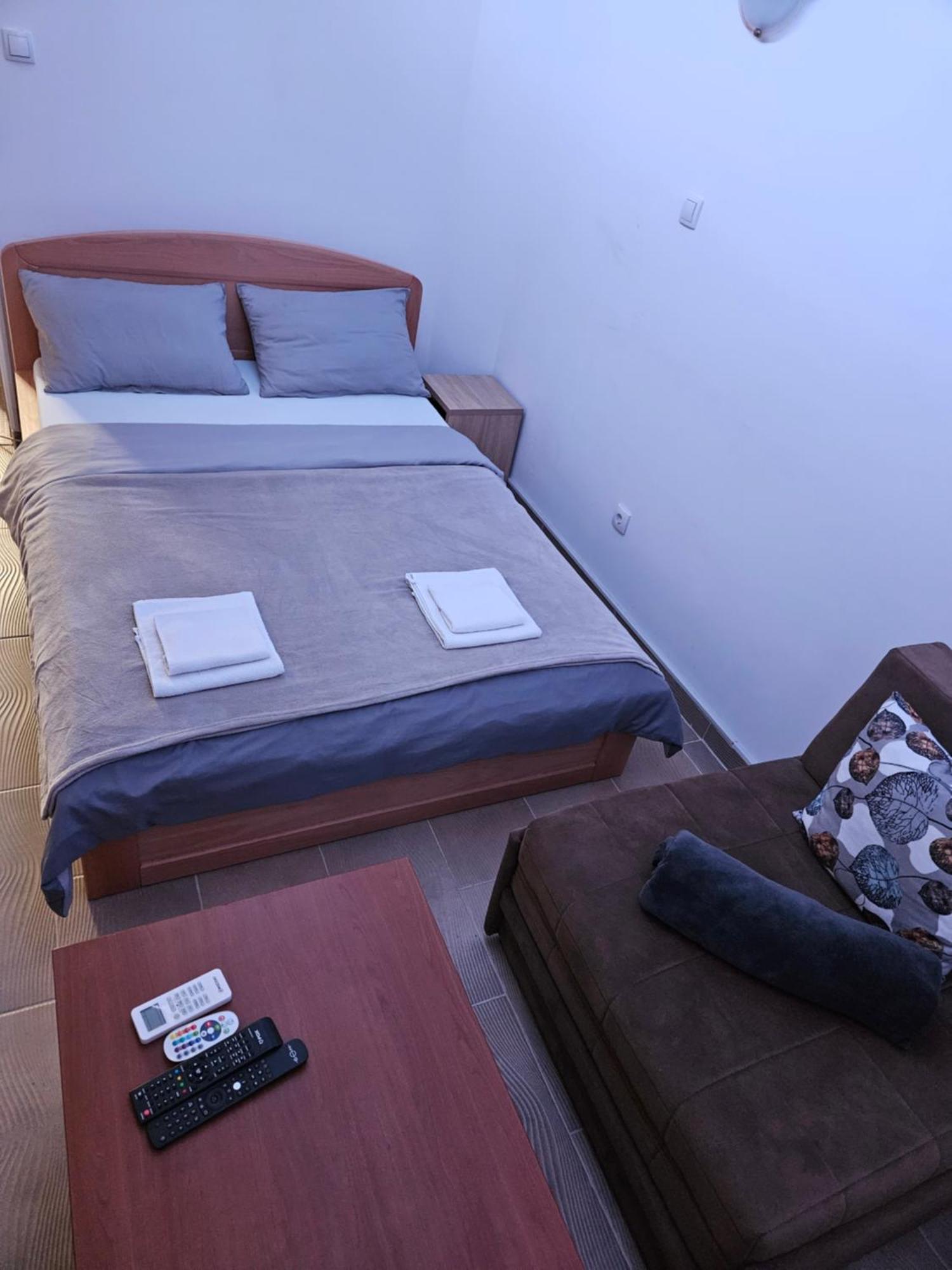 Booking Apartments Alone 1 Beograd Ngoại thất bức ảnh